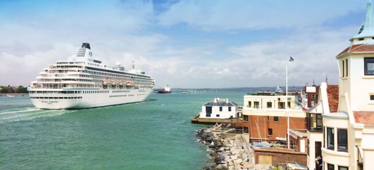 Crystal Symphony, Portsmouth 