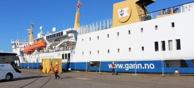 Expedition vessel Gann - the last cruise ship in the Port (2017)
